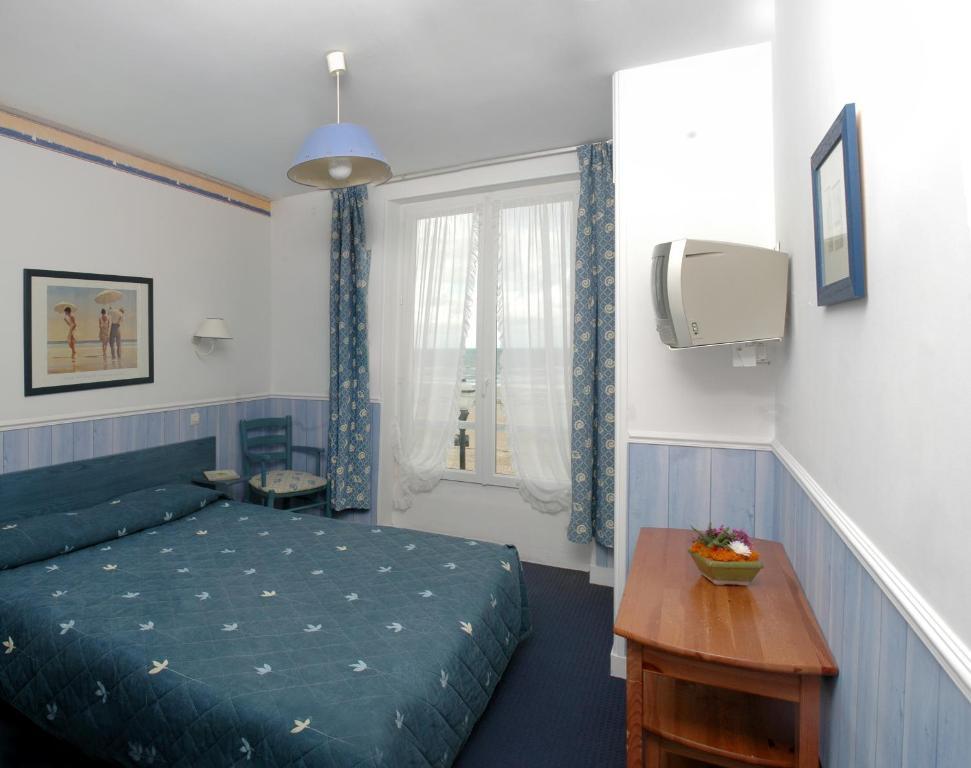 ホテルLe Clos Normand Saint-Aubin-sur-Mer  部屋 写真